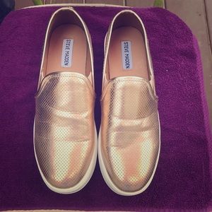 Steve Madden Ladies Gold Sneakers